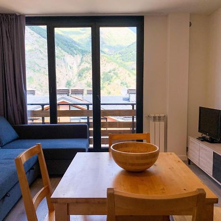 Equilibrio. Esqui Y Naturaleza En Apartamento Moderno. カニーリョ エクステリア 写真